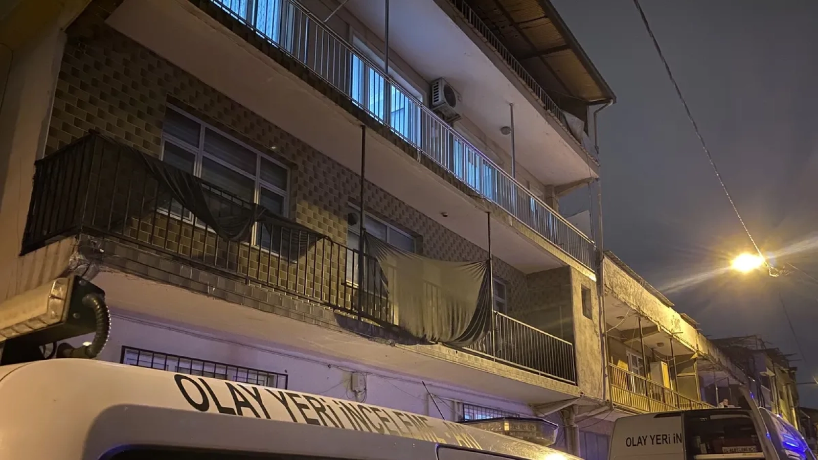 1200x675-baba-ogul-kavgasi-kanli-bitti-babasini-bicakladi-1-agir-yarali-1766799193186