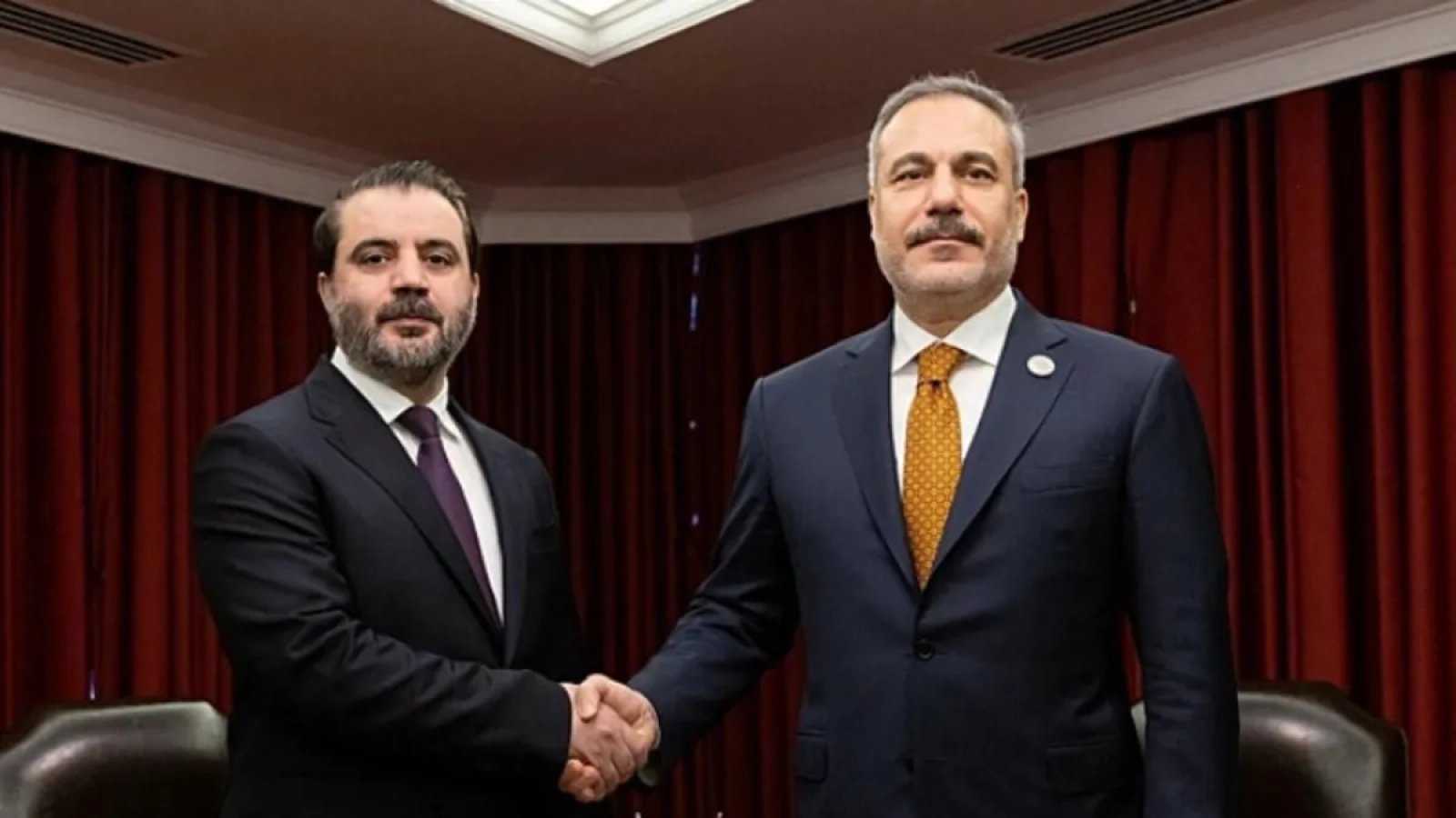 1200x675-disisleri-bakani-fidan-katarda-suriyeli-mevkidasi-seybani-ile-gorustu-1765109627978