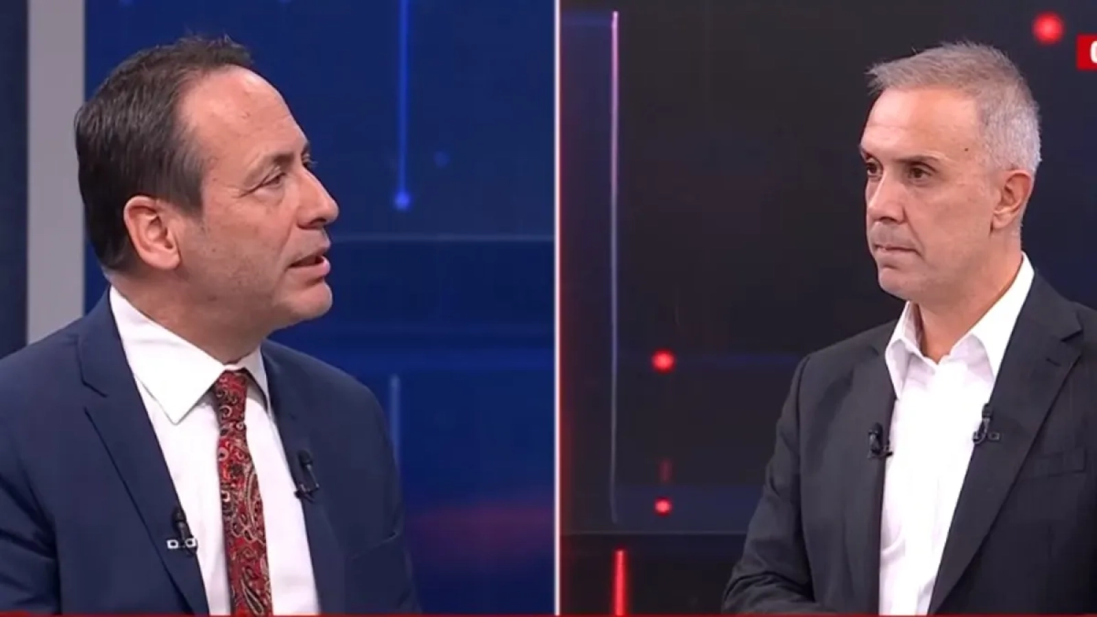 1200x675-hicbir-devlet-baskani-bu-goruntuyu-vermedi-tepki-ceken-barzani-ziyareti-sonrasi-a-haberde-carpici-analiz-1764793165986