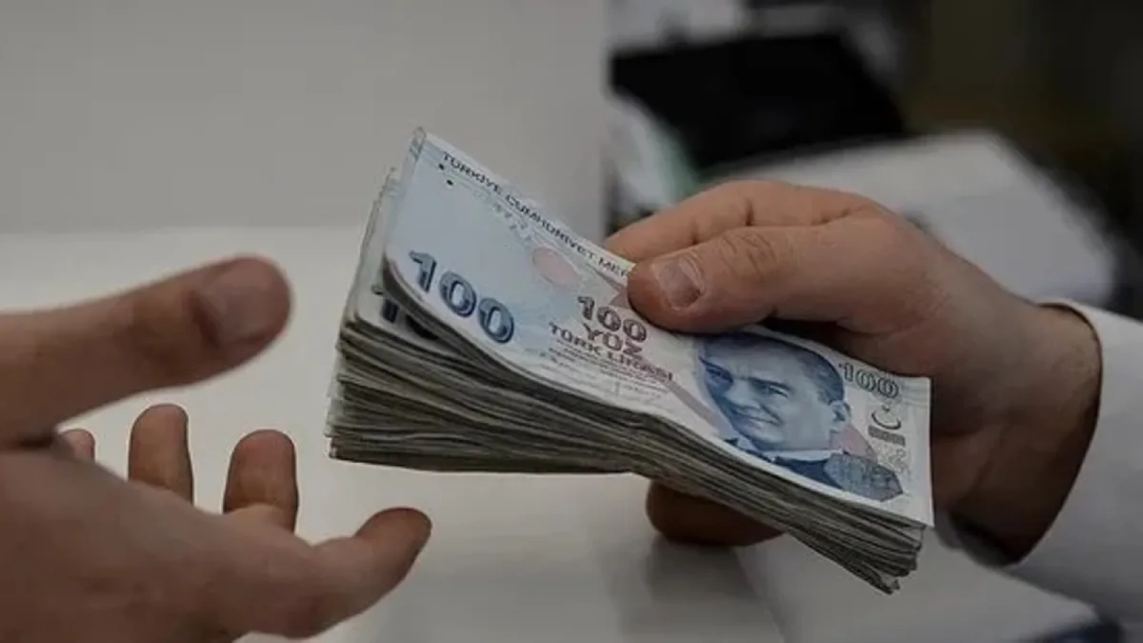 1200x675-milyonlarca-kisi-icin-yeni-donem-2026da-neler-degisecek-maaslar-ve-izinler-nasil-olacak-1767174171479