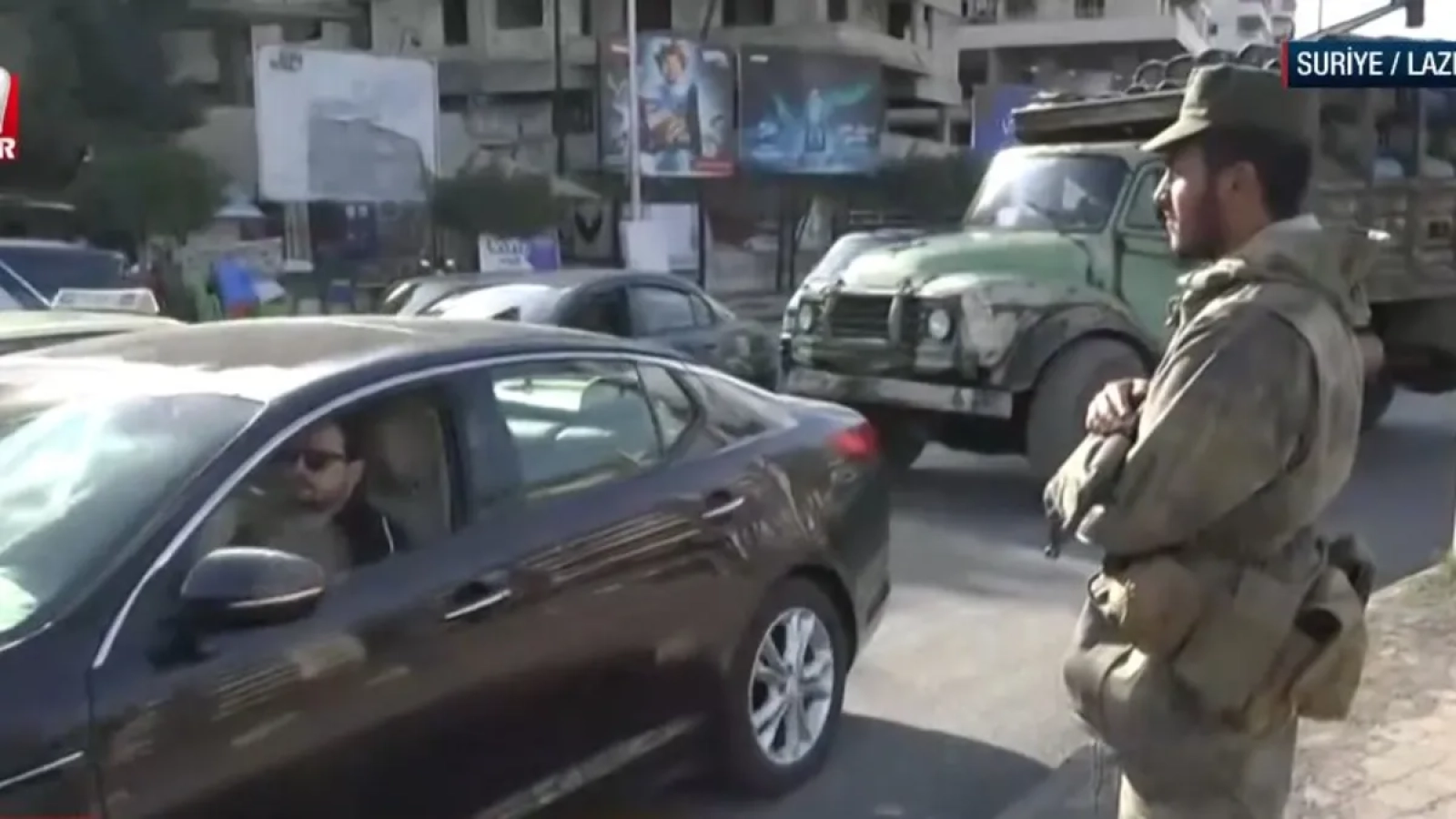 1200x675-suriyede-kader-gunu-lazkiye-sokaklarinda-provokasyon-ve-kaos-a-haber-dunyanin-gozunu-cevirdigi-noktada-1767100761153