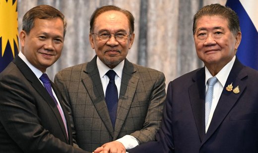 520x309-thailand-and-cambodia-agree-to-immediate-ceasefire-joint-statement-1766809075588 Thailand and Cambodia agree to ’immediate’ ceasefire: joint statement