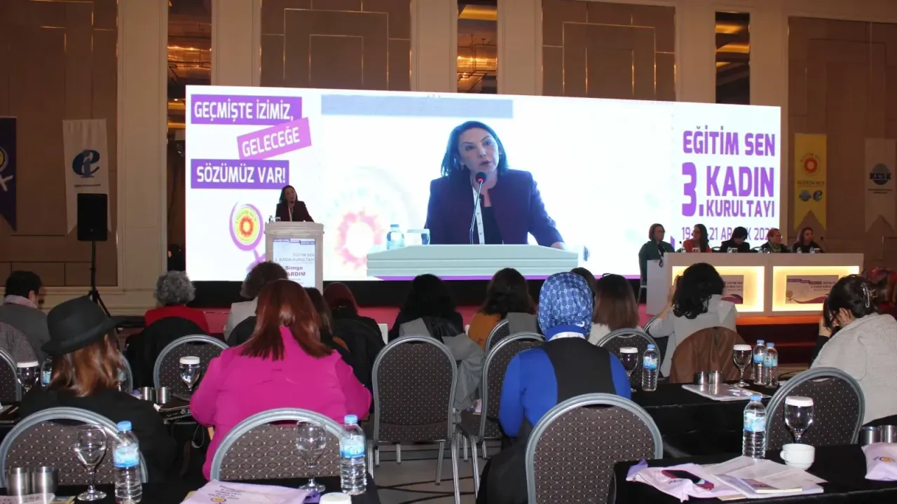 img-8756-scaled-1766779830-1 Üç Gün, 21 Başlık, Tek Mesaj: Kadın Mücadelesi Geri Adım Atmayacak