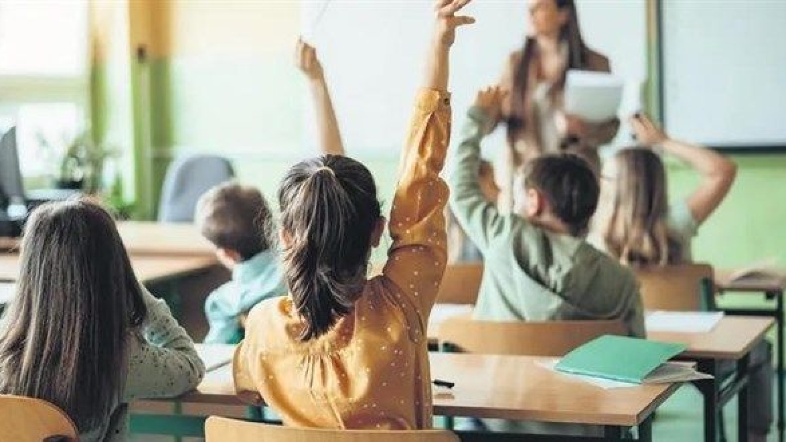 ogretmen-sadece-bilen-degil-yol-gosteren-olmali-1766914124