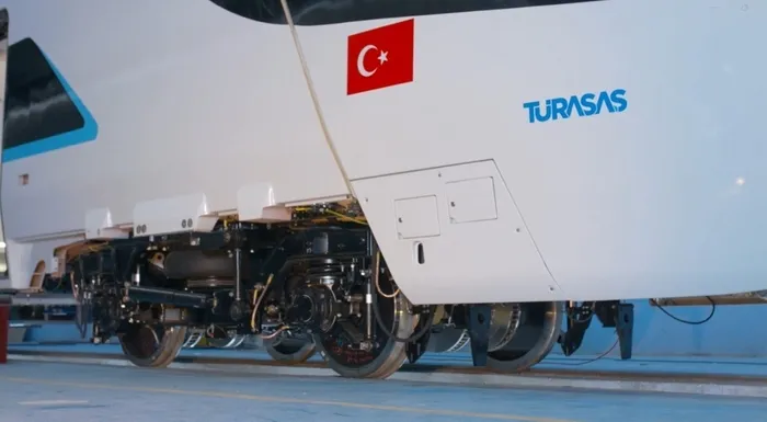 Türkiye'nin ürettiği en hızlı tren (AHABER)