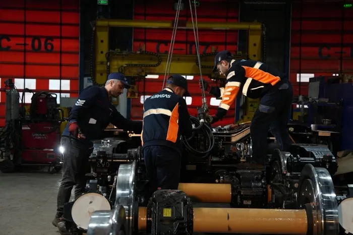 Türkiye'nin ürettiği en hızlı tren (AHABER)