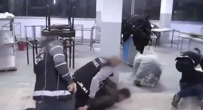 Uyuşturucu operasyonundan görüntü (Ekran görüntüsü)