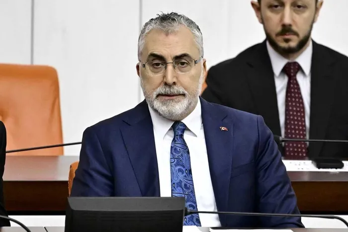 Çalışma ve Sosyal Güvenlik Bakanı Vedat Işıkhan