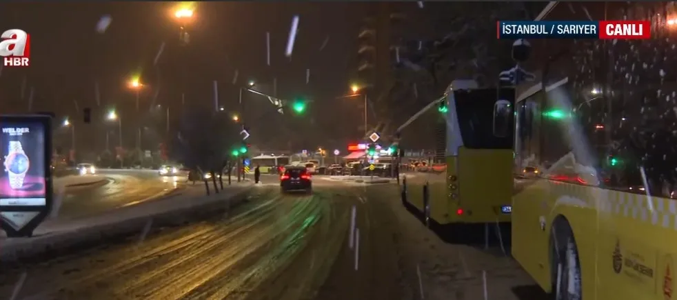 ARAÇLAR YOLDA KALDI