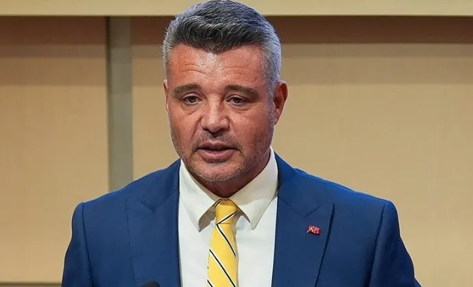 Sadettin Saran yürütülen uyuşturucu operasyonu kapsamında alınan örneklerde saçında kokain maddesi çıkmıştı. (Foto: AA)