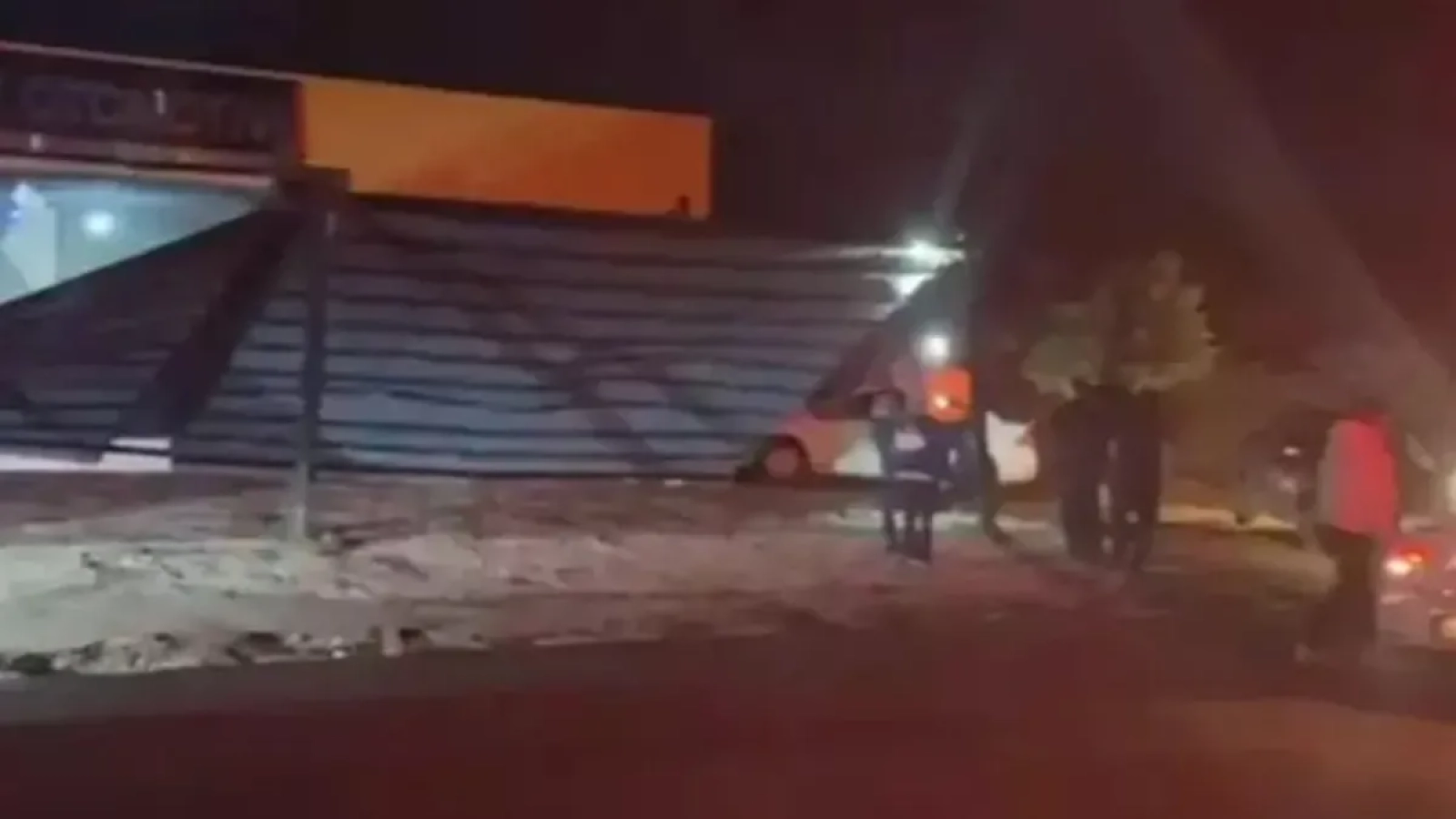 1200x675-adanada-firtina-fekaketi-is-yerinin-sundurmasi-uctu-1767319862091