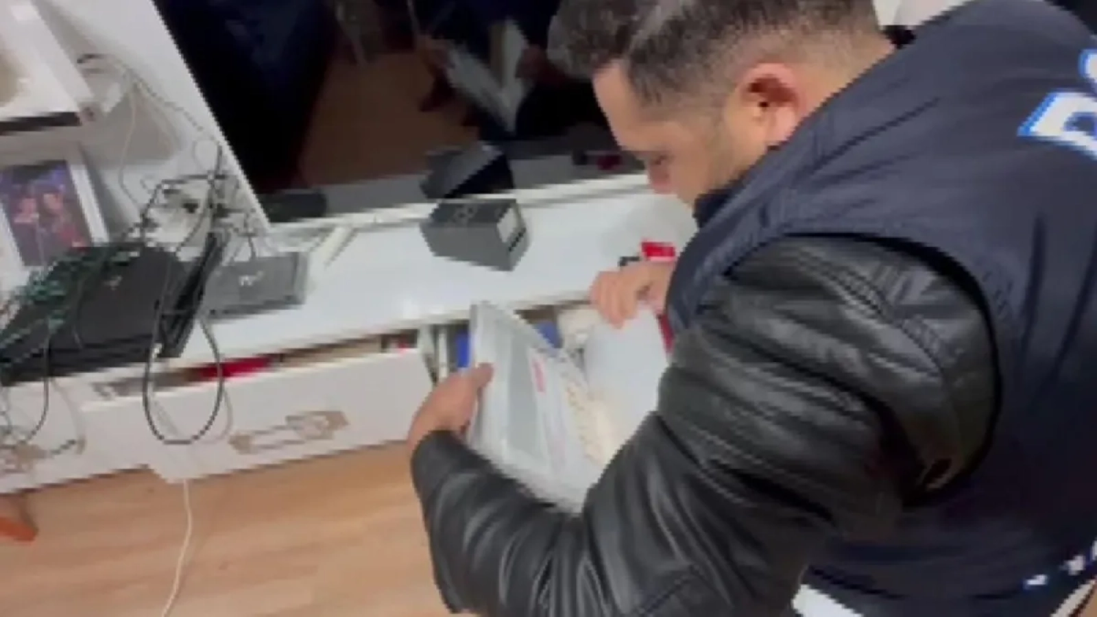 1200x675-ankarada-sahte-cek-operasyonu-1768716137545