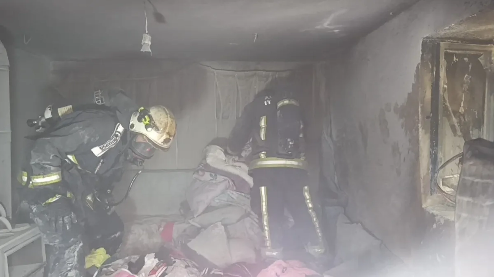 1200x675-antalyada-binanin-bodrum-kati-cikan-yanginda-kule-dondu-1768545476374