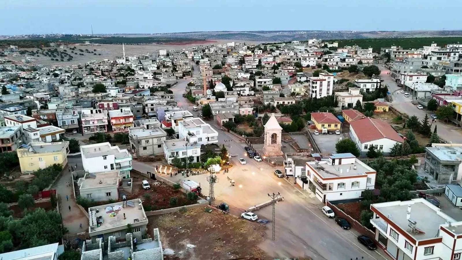 1200x675-arabanin-4-bin-nufuslu-kirsal-mahallesinden-dogalgaz-talebi-1768733294359