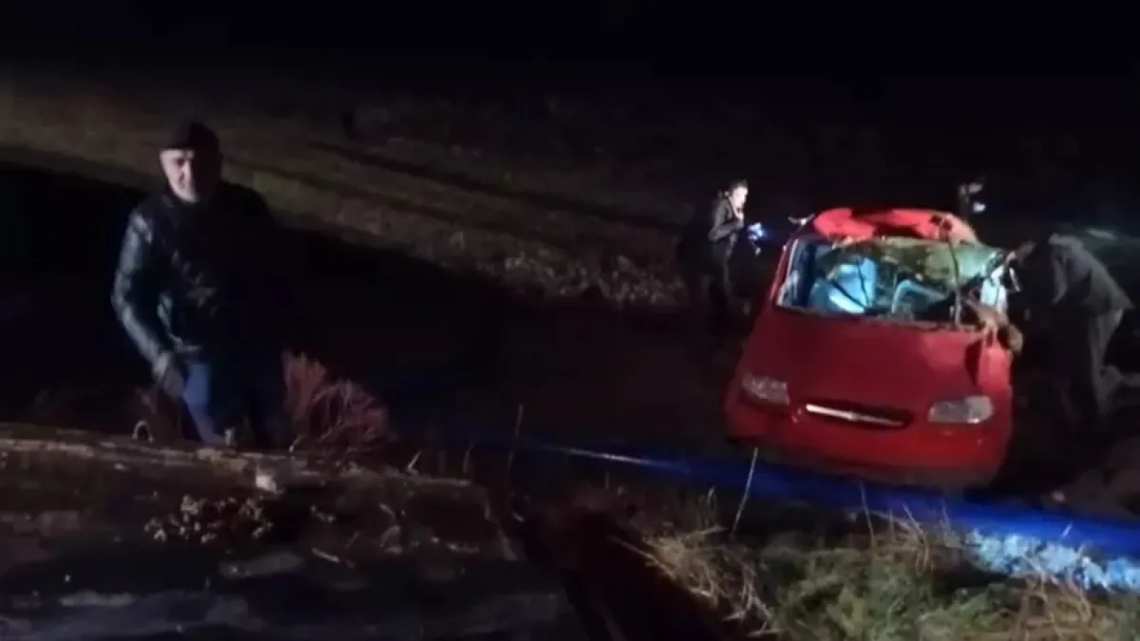 1200x675-baskentte-otomobil-sarampole-uctu-3-kisi-yaralandi-1769298422974