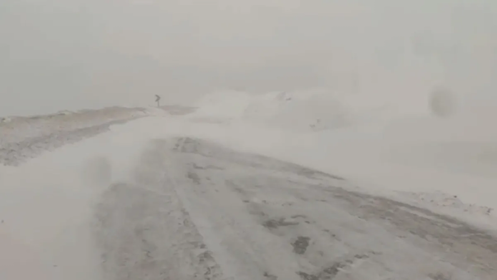 1200x675-bayburt-erzurum-kara-yoluna-cig-dustu-1768900931673