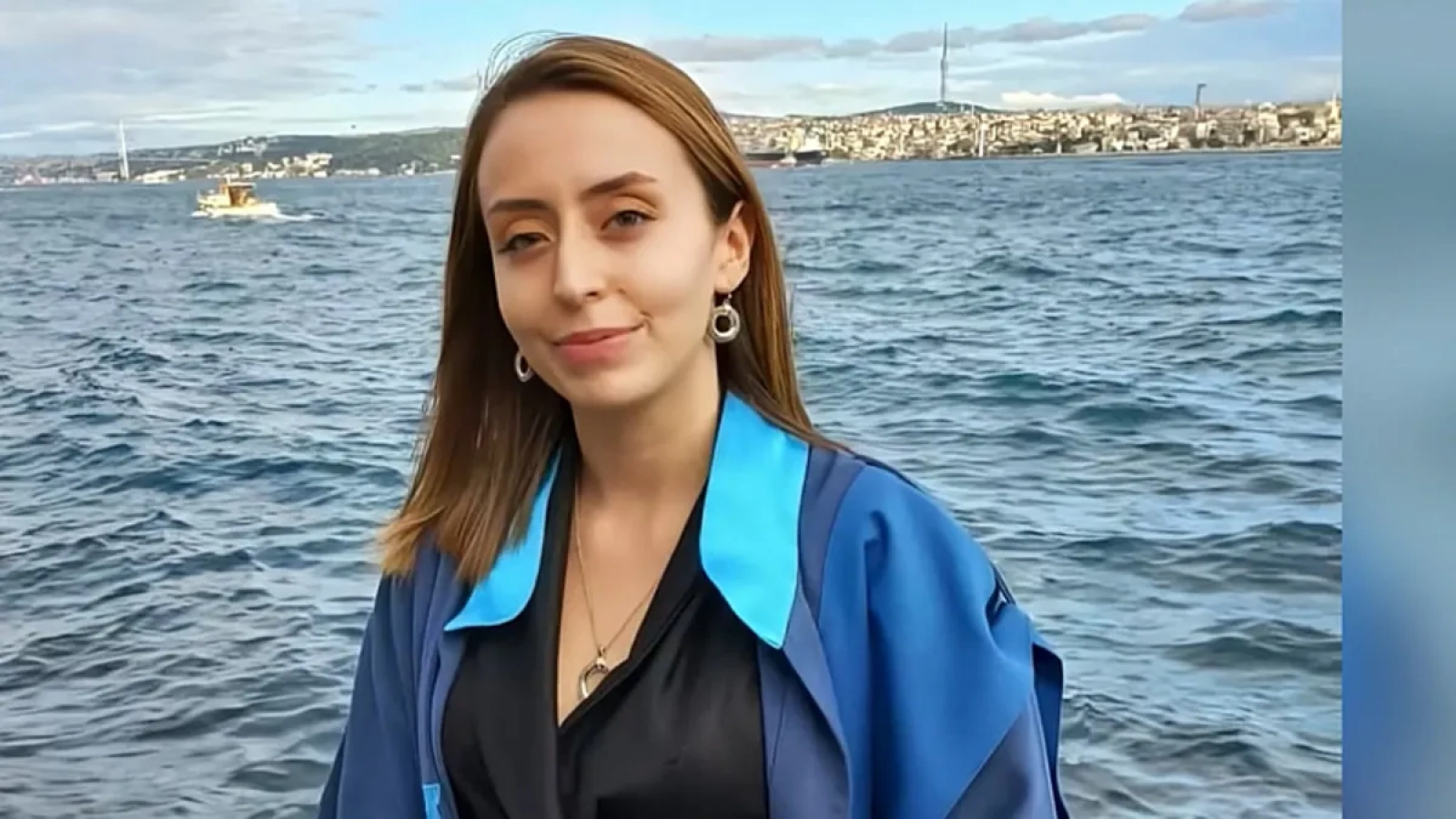 1200x675-beyoglunda-firtina-dehseti-uzerine-tabela-devrilen-genc-kadin-yogun-bakimda-1768131186845