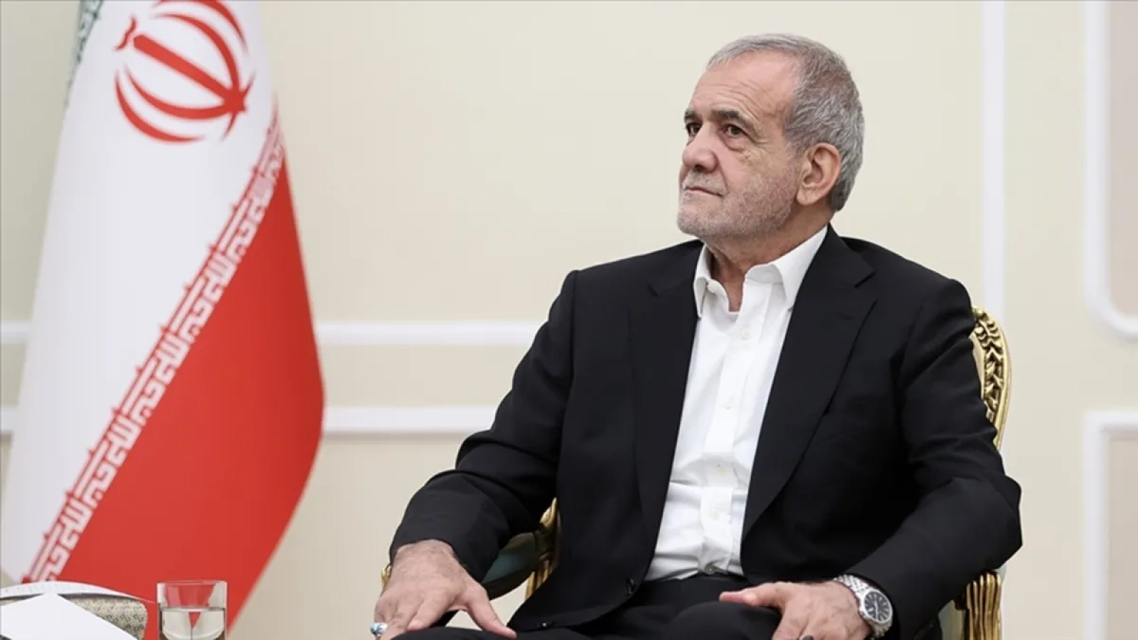 1200x675-iran-lideremize-saldiri-topyekun-savas-demektir-1768753893254