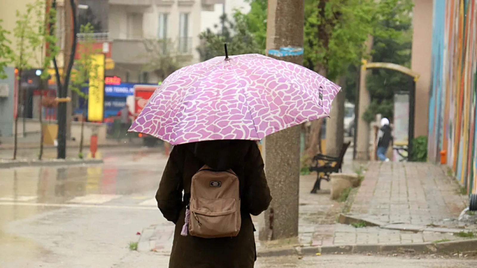 1200x675-istanbula-balkanlardan-erken-kar-surprizi-sel-ve-dondurucu-soguklar-geliyor-1767673102772