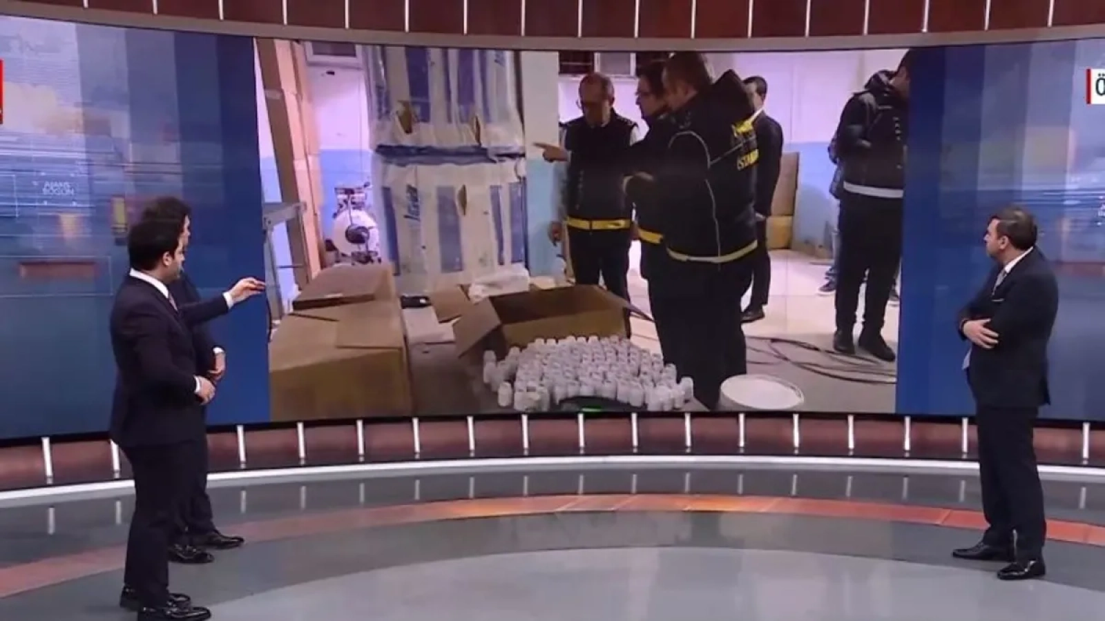 1200x675-istanbulda-zehir-tacirlerine-tarihi-darbe-sivi-yag-ve-mezuniyet-kepi-oyunu-desifre-oldu-1768297589737