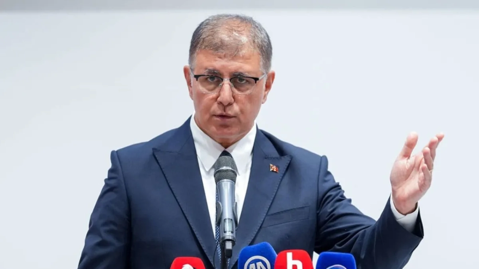 1200x675-izmirde-park-etmek-luks-oldu-yuzde-185-zam-1767335965180