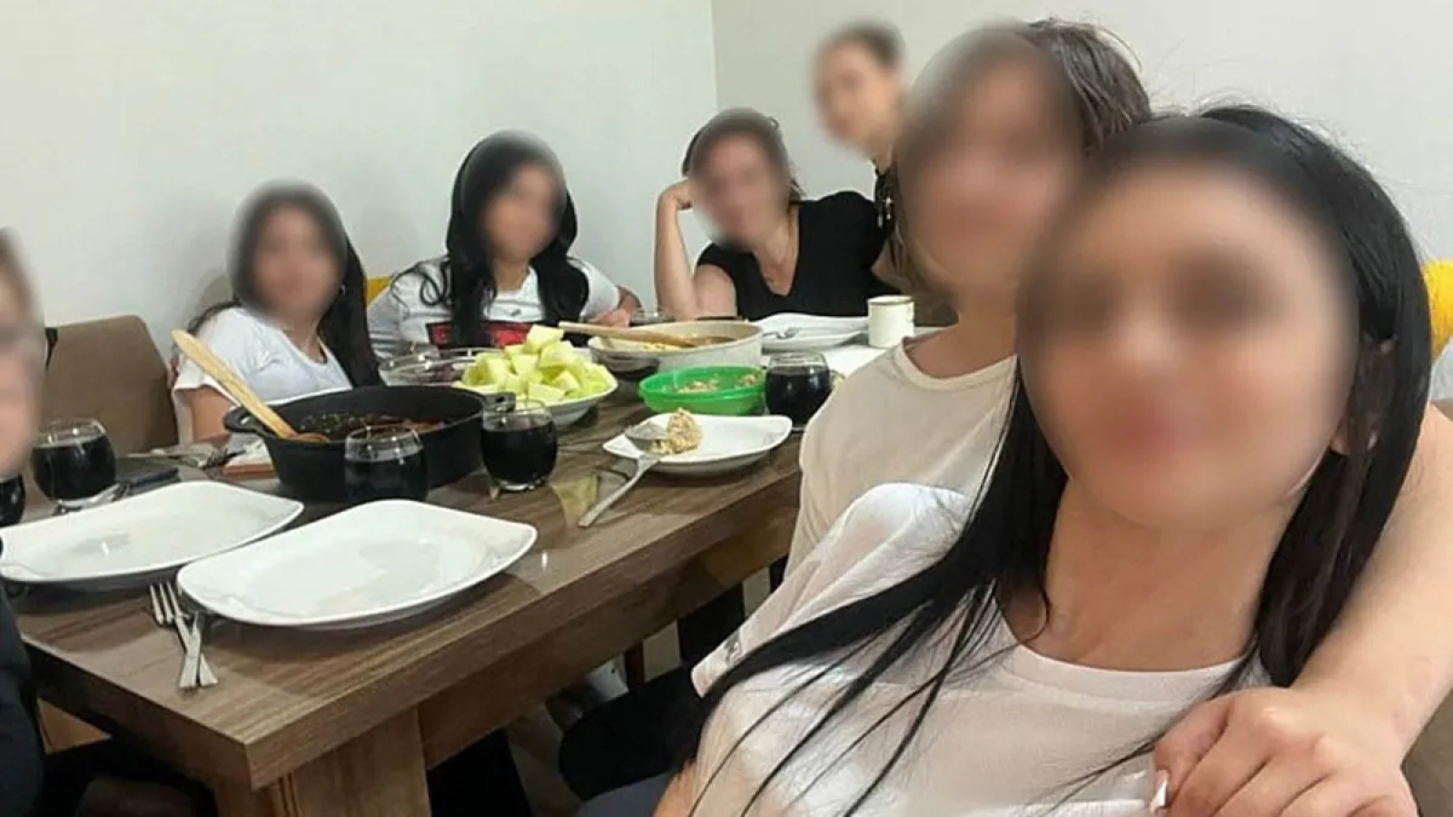 1200x675-kiz-ogrencileri-ders-saatinde-evine-goturdu-1767856218559