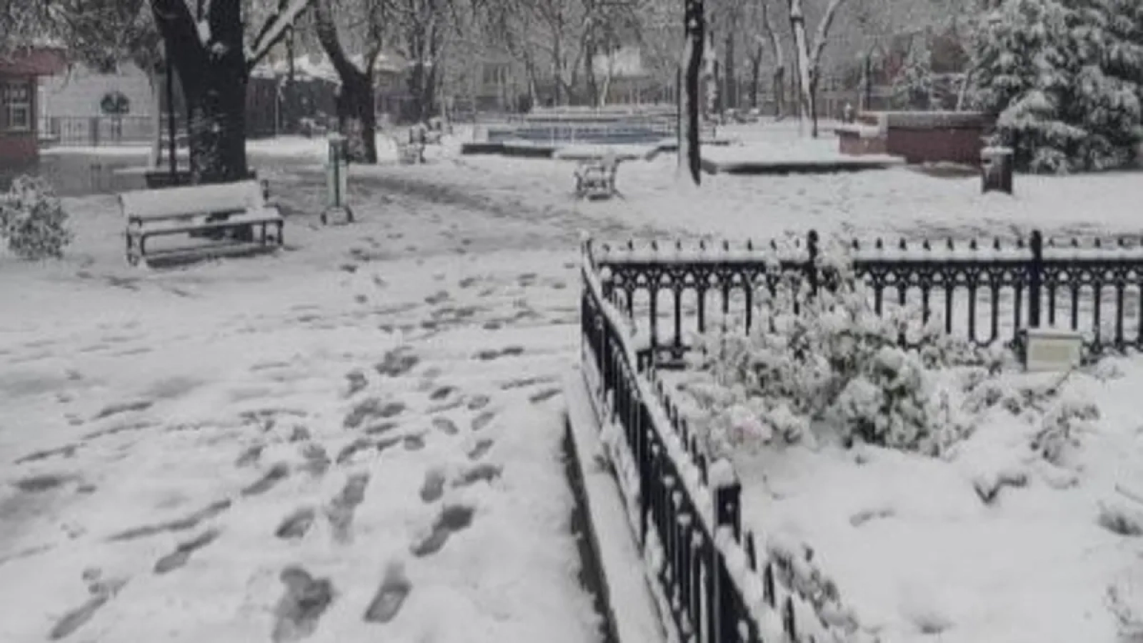 1200x675-malkara-beyaza-burundu-kartpostallik-kareler-1768148093031