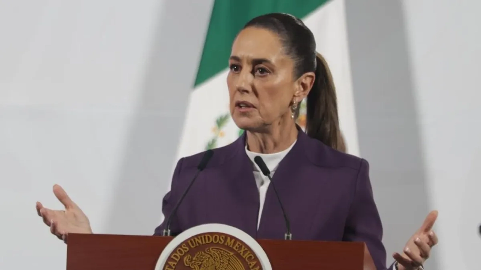 1200x675-meksika-lideri-abd-mudahalesi-demokrasi-getirmedi-1767651188632