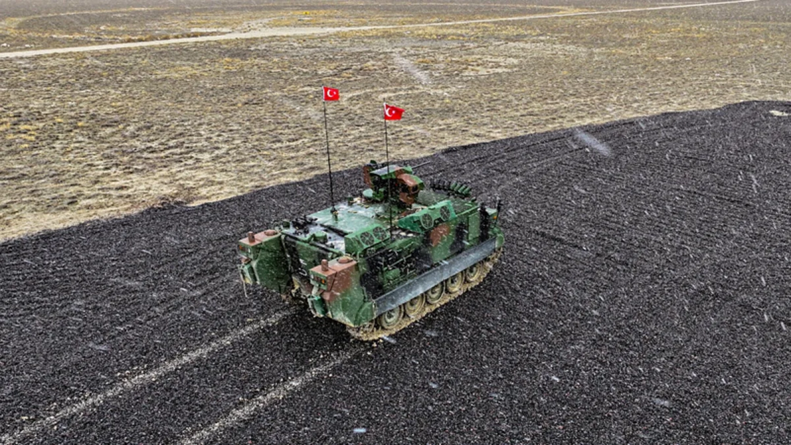 1200x675-savunma-sanayinde-cigir-turkiyenin-ilk-elektrikli-zptsi-mehmetcikle-goreve-hazir-1768666695470