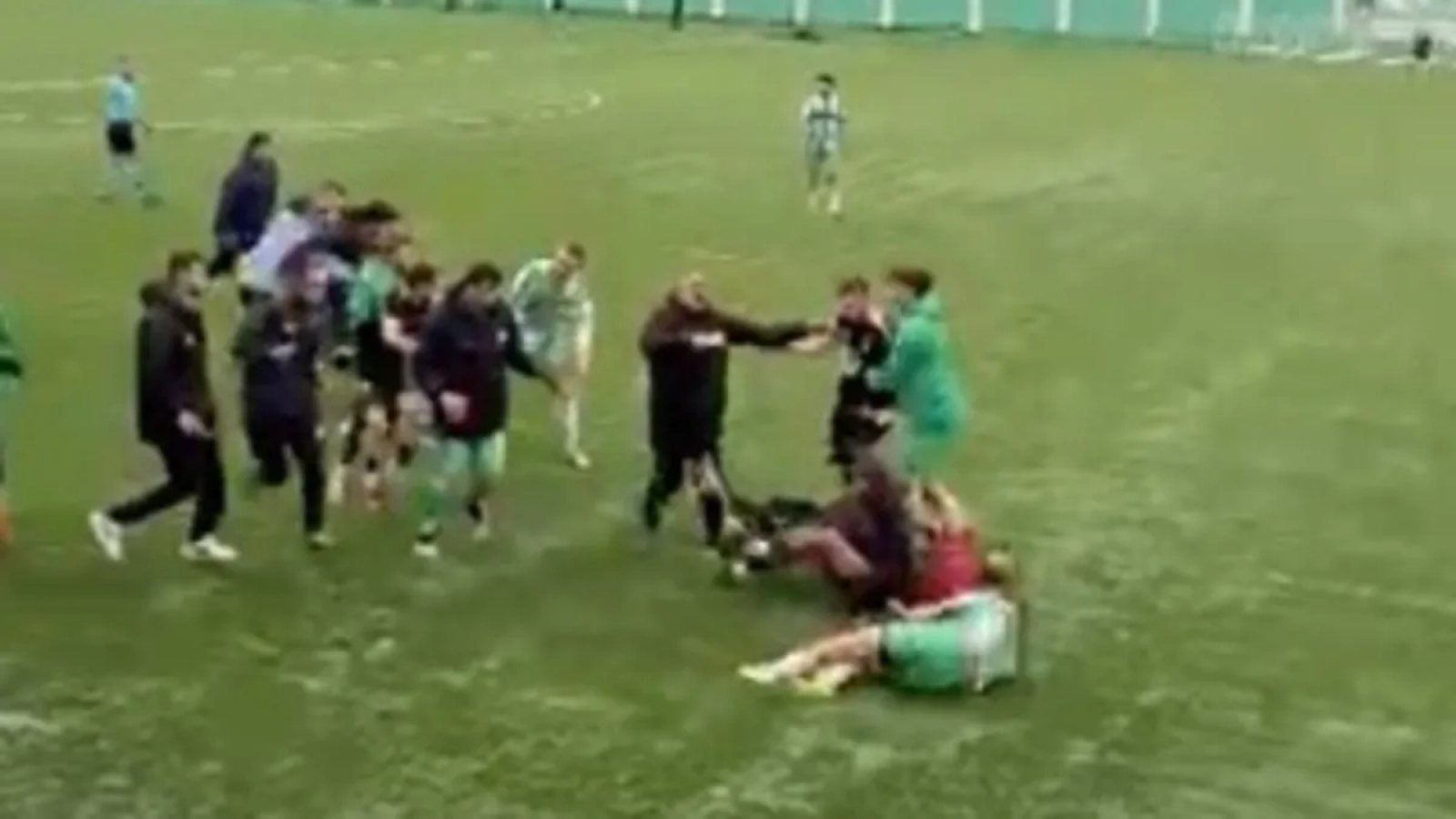 1200x675-super-amator-ligde-kavga-dehset-anlari-kamerada-1769279442670