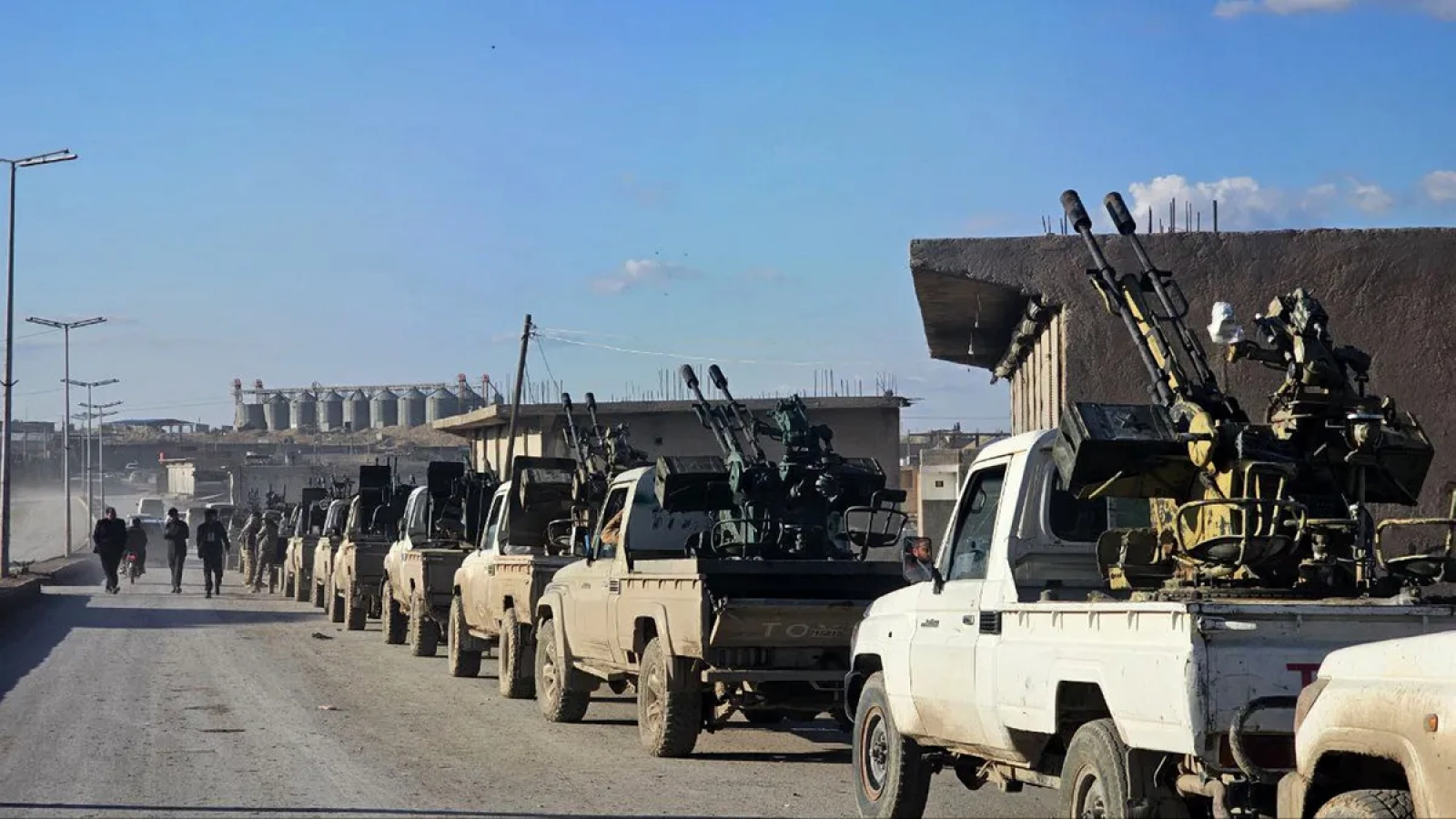 1200x675-suriye-ateskesine-provokasyon-deasli-teroristler-serbest-birakildi-yalani-1768846488688