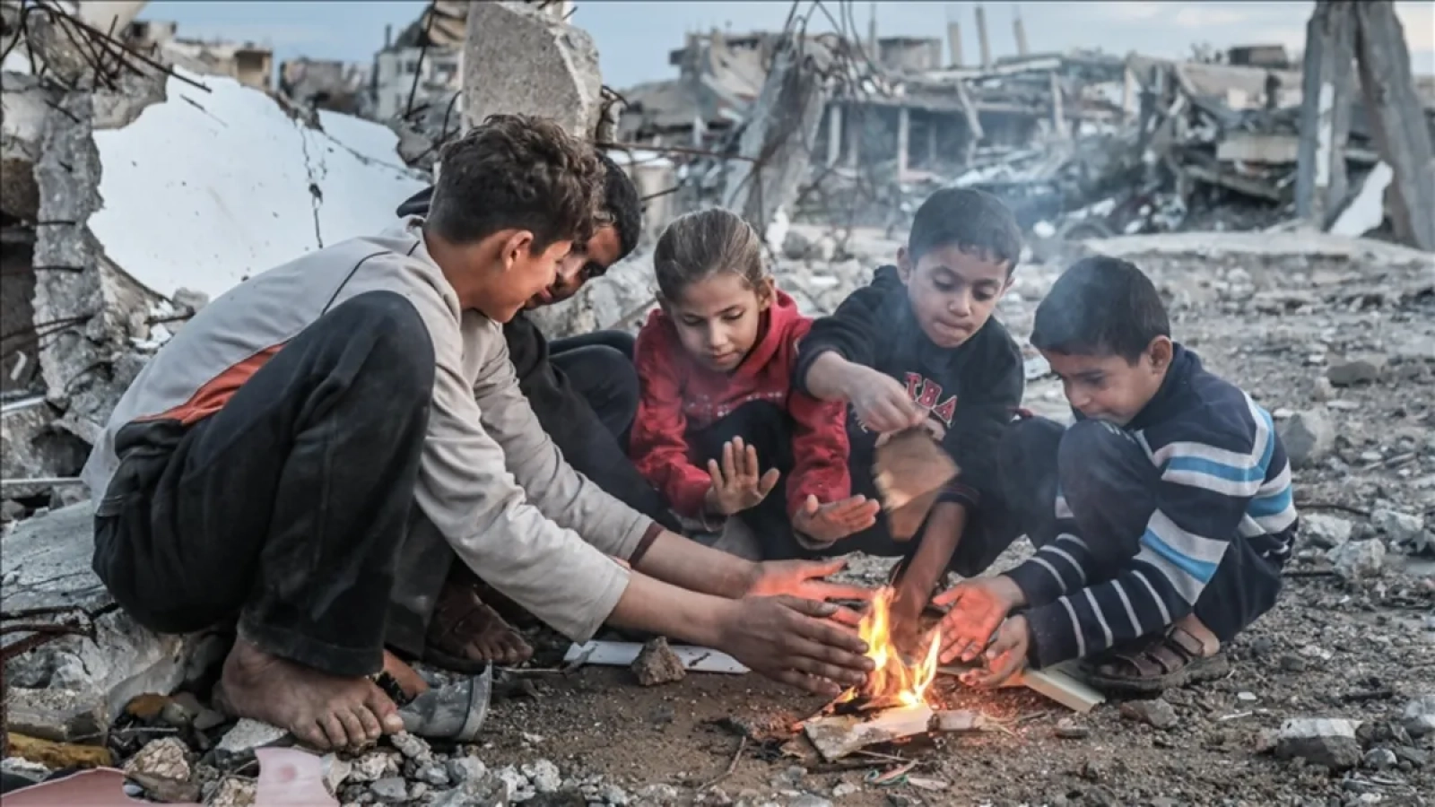 1200x675-venezuela-iran-derken-gazze-unutuldu-mu-israil-zulmunun-golgesinde-kis-kabusu-1768380530118