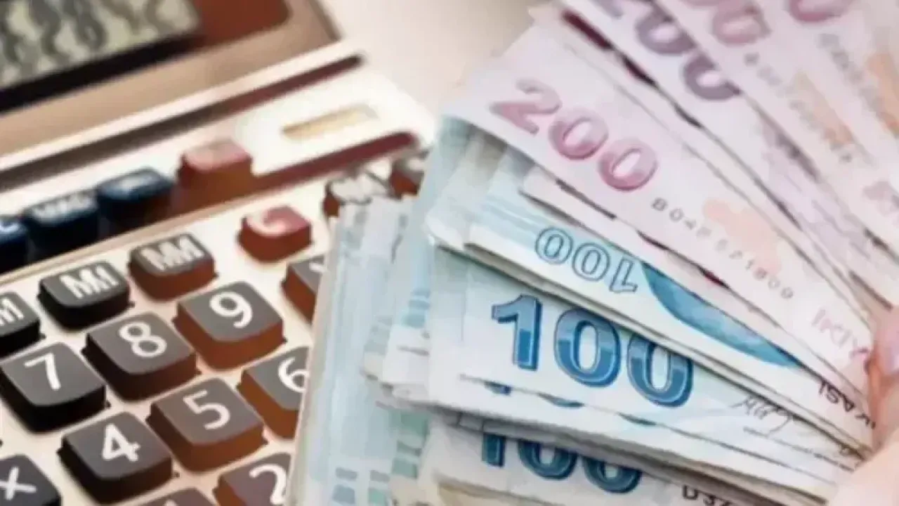 memur-ve-emekli-maas-780x470-1768935692-1 Kim Ne Kadar Alacak? İşte Memurların 14 Günlük Maaş Farkları