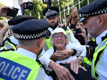 1200x675-ingilterede-filistin-eylemine-polis-mudahalesi-86-gozalti-1769348541356