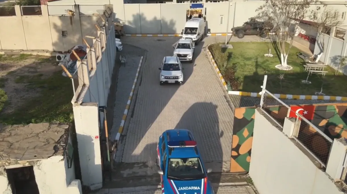Diyarbakır'da nefes kesen uyuşturucu operasyonu: 99 kenevir ekim alanı imha edildi - 2