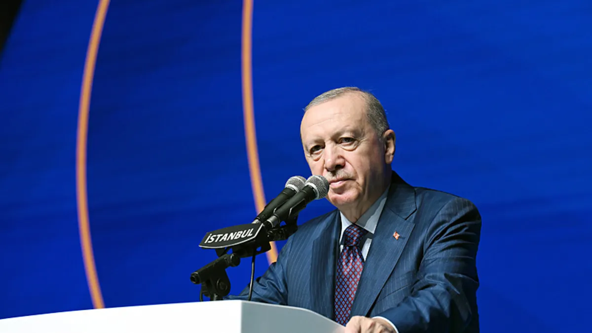 1200x675-baskan-erdogandan-terorsuz-turkiye-mesaji-kardesi-kardese-kirdirma-planlari-bosa-dustu-1789824496554-1 Başkan Erdoğan'dan Terörsüz Türkiye mesajı: Kardeşi kardeşe kırdırma planları boşa düştü