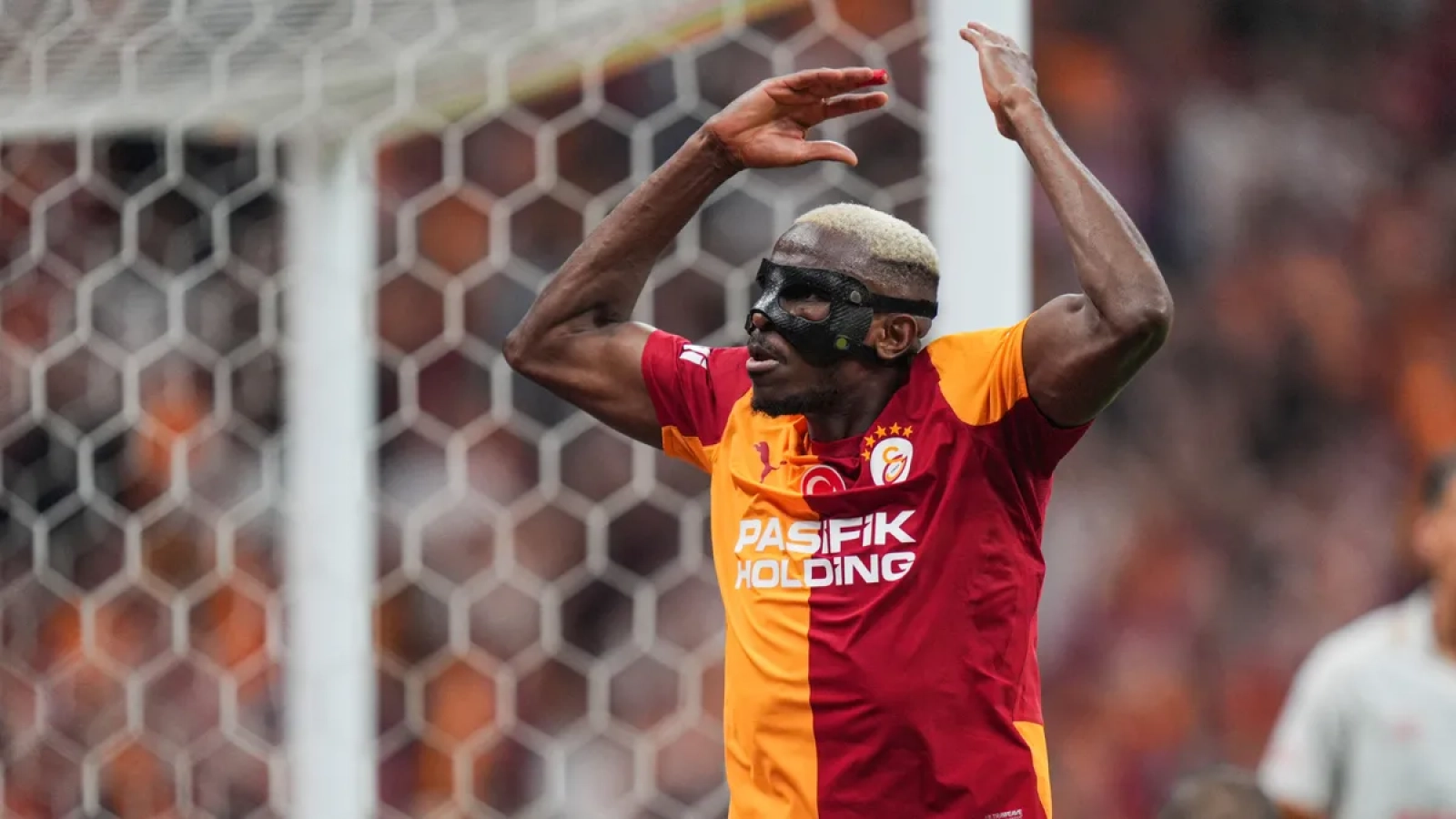 1200x675-galatasarayda-osimhen-icin-transfer-alarmi-ispanyanin-devi-pesinde-1793255393043