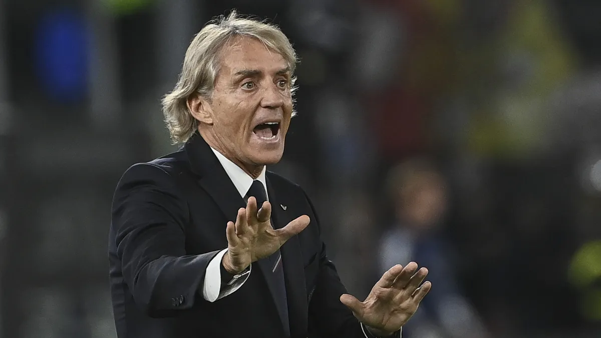 Roberto Mancini’den Türkiye maçı öncesi 10 oyuncu kararı: “Baştan verdiğimiz bir karardı”