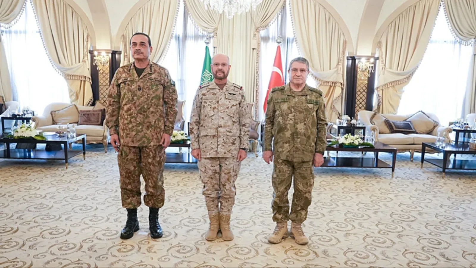1200x675-pakistan-duyurdu-mekke-anlasmasi-komitesi-riyadda-toplanacak-1790943189989