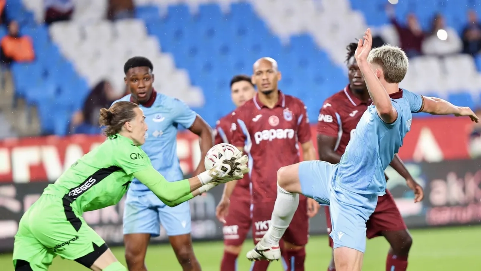 1200x675-trabzonspor-kardes-kulubu-drogheda-unitedi-agirladi-1790877686221