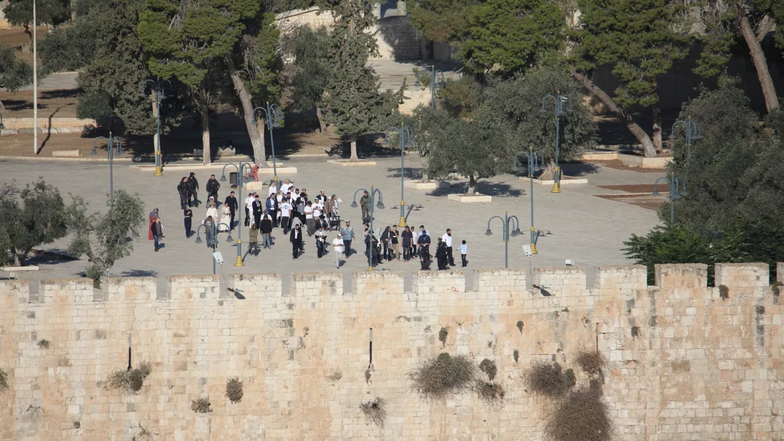 1200x675-turkiyeden-katil-israilin-mescid-i-aksa-baskinina-sert-tepki-1790547757214