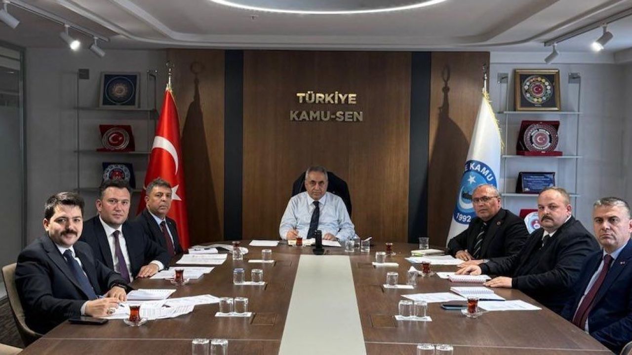 Türk Büro-Sen’den Yetkili Sendikaya Sert Mesaj: “Çare Masadaki İradeyi Değiştirmek”